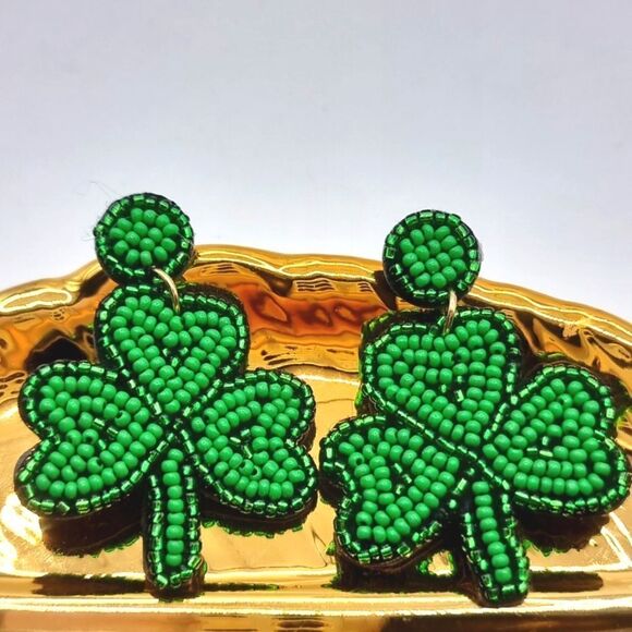 Bling CLOVER exquisite seed bead water drop earrings - Picture 1 of 8